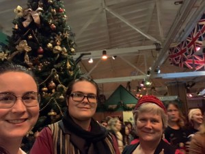 Jessica Paul Katy at Dickens Fair Christmas 2019