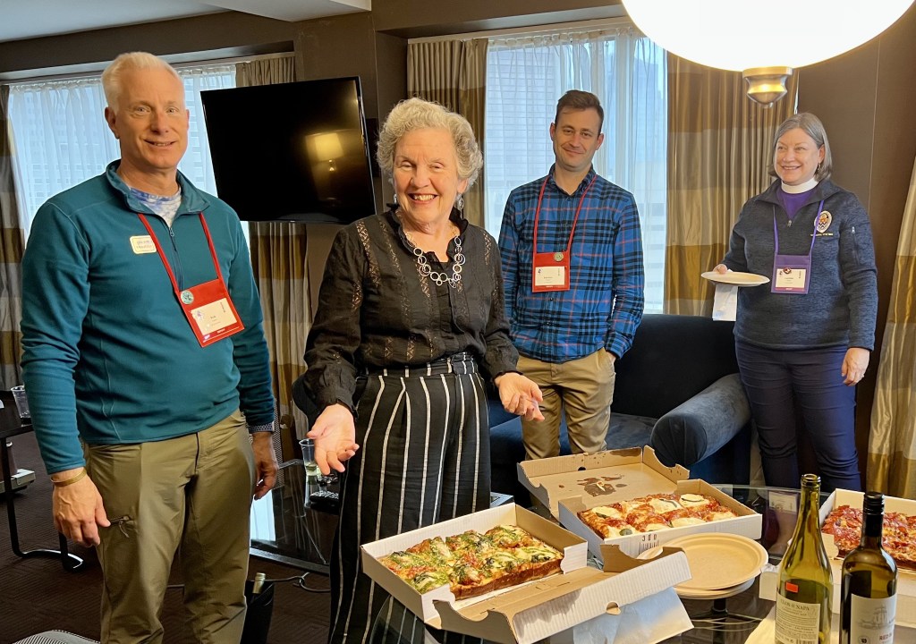 El Camino Real pizza dinner, General Convention, 9 July 2022