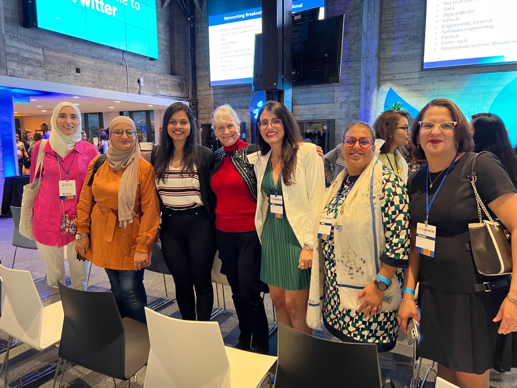 TechWomen Team Tunisia at Twitter 2022-09-29